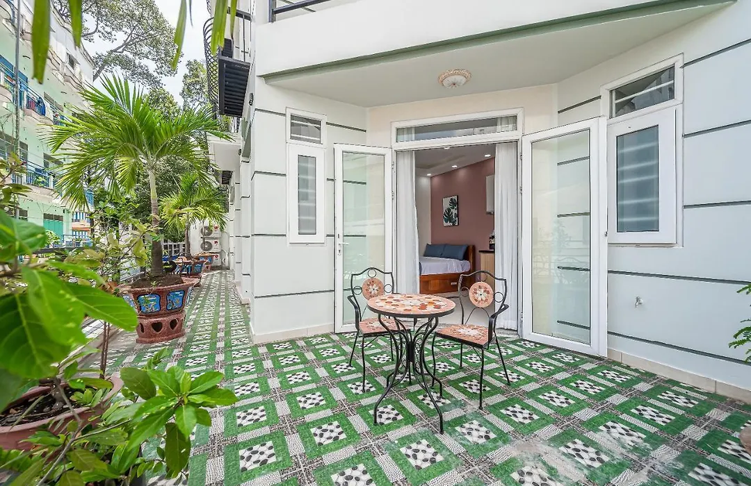 Cozrum Homes - Retro House-1